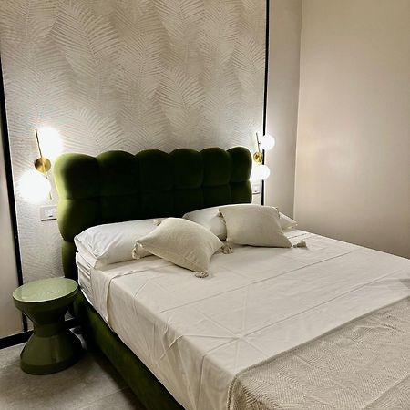 Golden Palm B&B Bari Zewnętrze zdjęcie